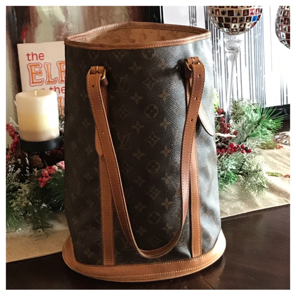 Authentic Louis Vuitton Bucket GM